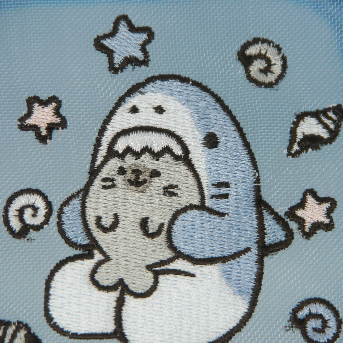 MASA-04 サメーズ　刺繍メッシュポーチ