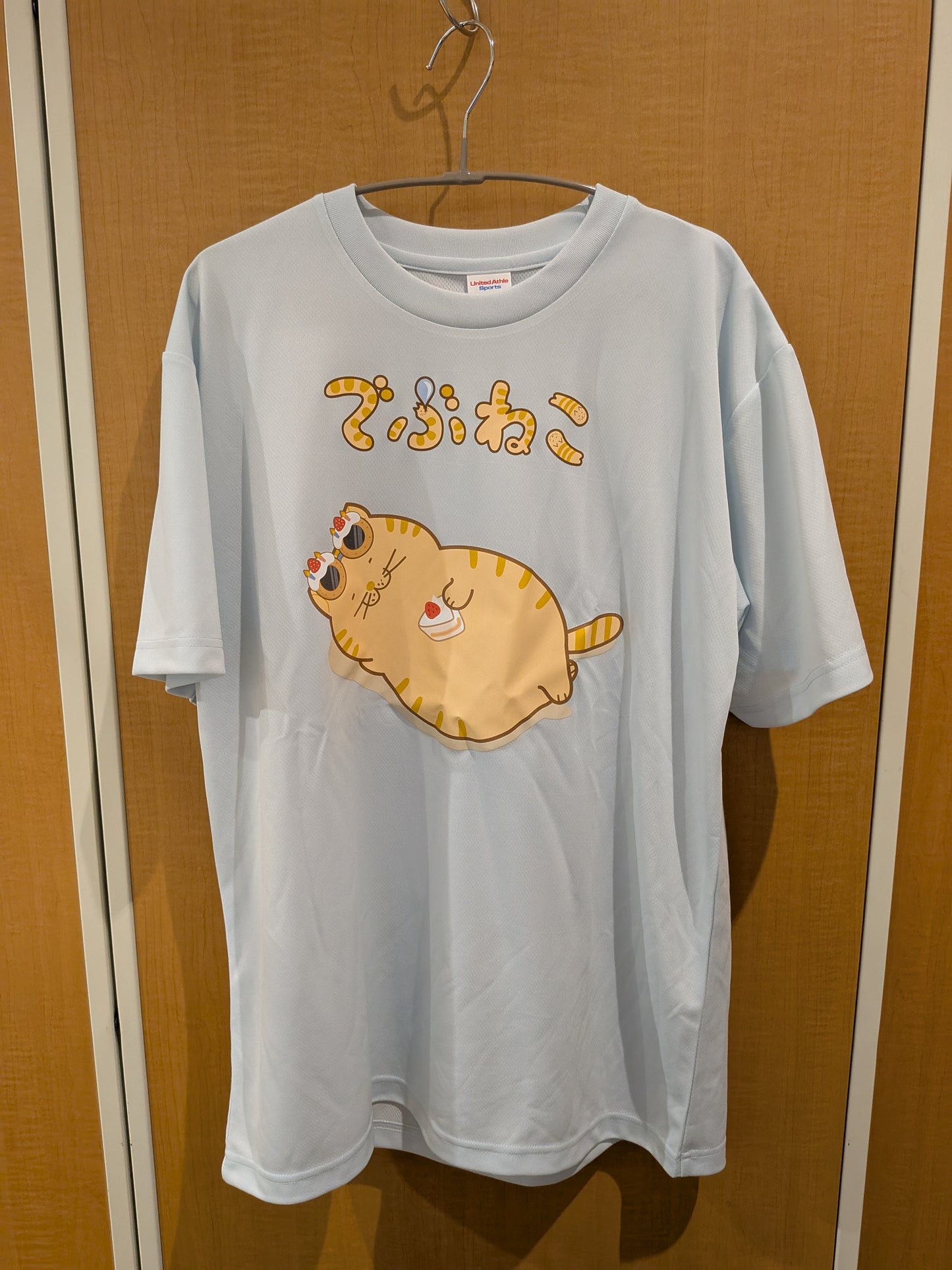 でぶねこTシャツ